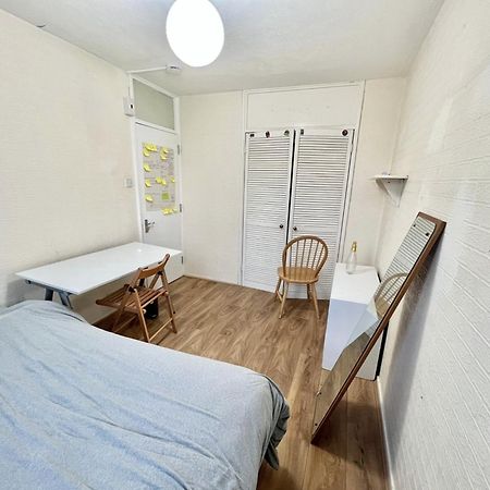 Elgin House, Poplar, London E14 Ξενοδοχείο Εξωτερικό φωτογραφία